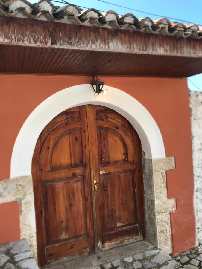 Krujë Kaloshi Villa מראה חיצוני תמונה